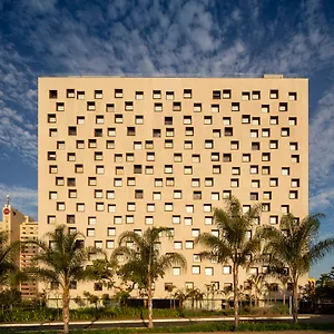 Hotel B, Brasilia